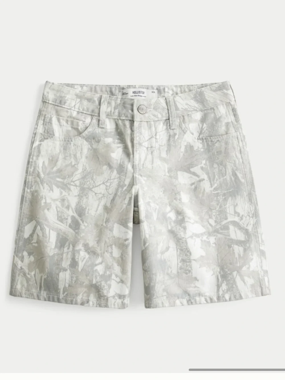 Hollister Low-Rise Camo Baggy Jorts | Size 2